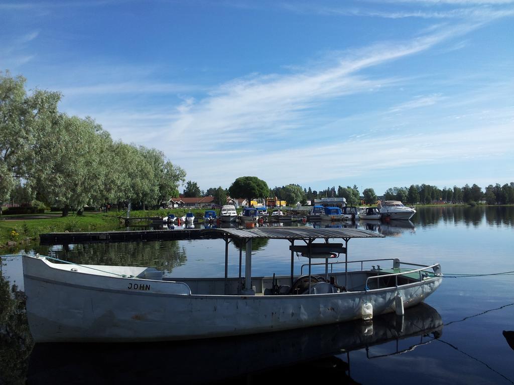 Kristinebergs Bed & Breakfast Mora Exterior foto