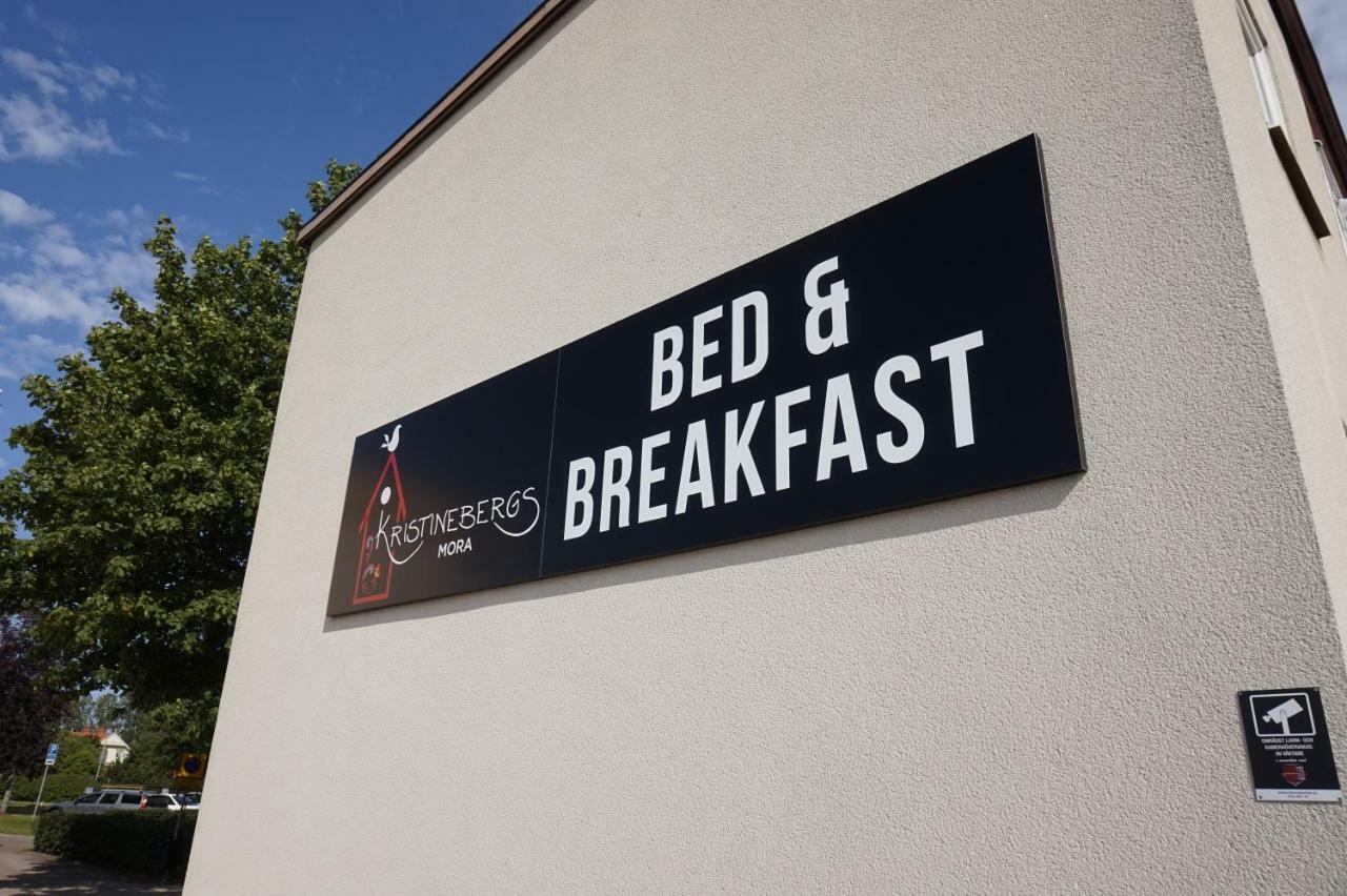 Kristinebergs Bed & Breakfast Mora Exterior foto